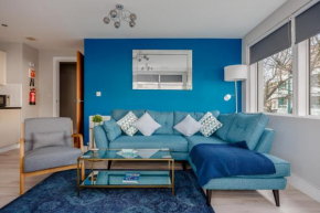 Seafarers - Contemporary Apartment, Central Location